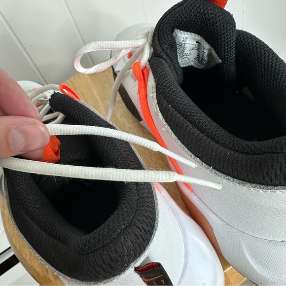 Nike Kids Air Zoom Crossover GS in White Safety Orange - Picture 10 of 12